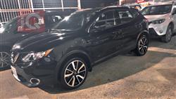 نيسان روج سبورت